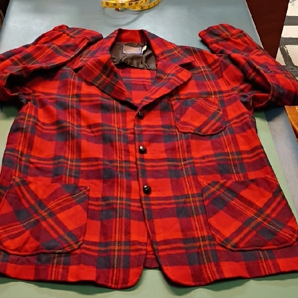 Pendleton Red and Black Plaid Jacket - Picture 4 of 7